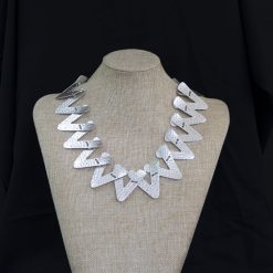 Alternative view of Colier Zamac Co151